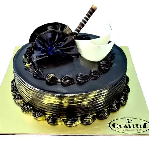Half Kg Eggless Chocolate Cake by Archies Limited, half kg eggless  chocolate cake | ID - 3333794